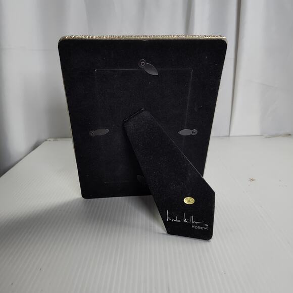 Nicole Miller Home 4x6 Silver Metal Picture Frame Textured Modern Glam Tabletop - Picture 6 of 11